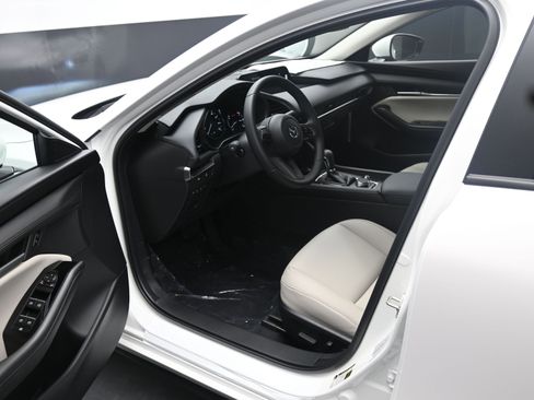 New 2026 MAZDA MAZDA3 2.5 S Sedan w/ Preferred Pkg image 11