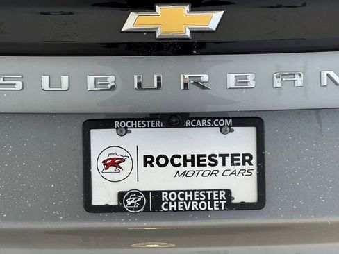 New 2026 Chevrolet Suburban Premier image 41