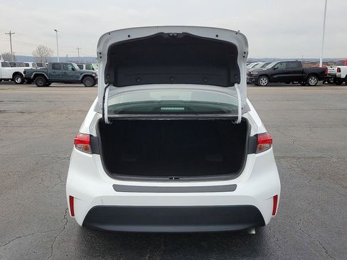 Used 2024 Toyota Corolla LE image 8