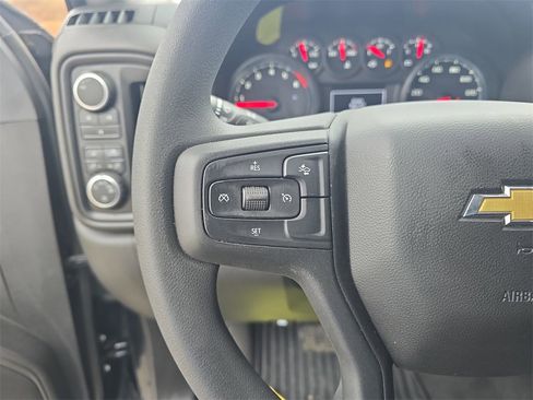 Used 2024 Chevrolet Silverado 2500 Custom w/ Custom Value Package image 17