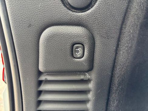 Used 2018 Dodge Durango GT image 26