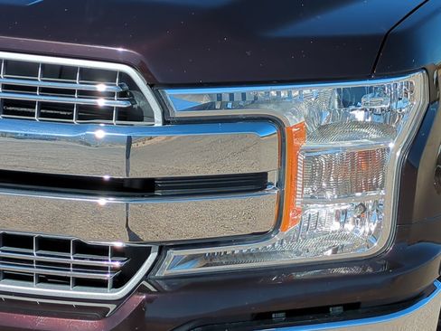 Used 2020 Ford F150 Lariat image 10