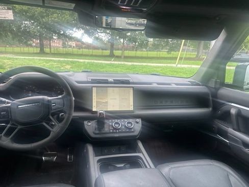 Used 2023 Land Rover Defender 110 Carpathian Edition AWD/4WD image 10