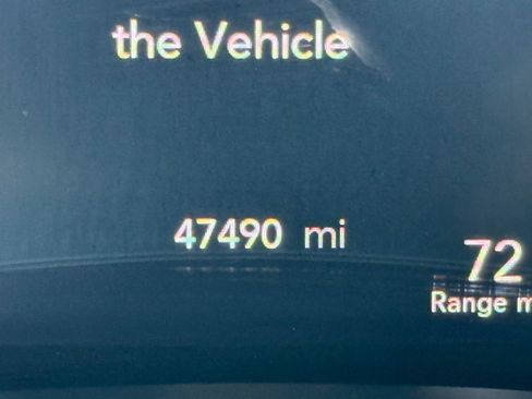 Used 2025 Chrysler Pacifica Limited FWD image 22