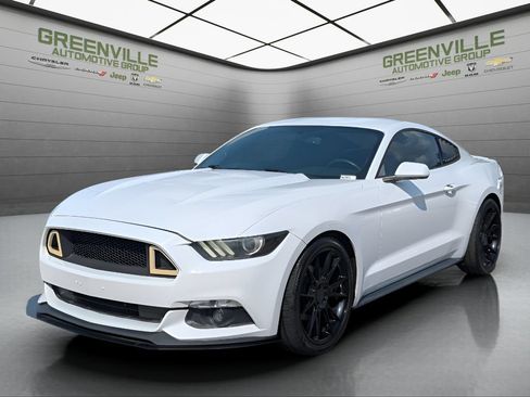 Used 2016 Ford Mustang Coupe w/ Equipment Group 051A RWD image 1