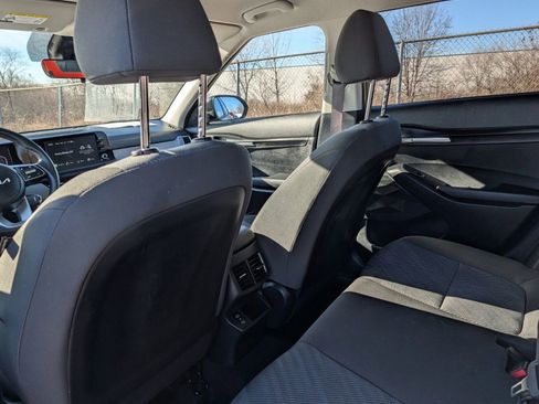 Used 2024 Kia Seltos LX image 17