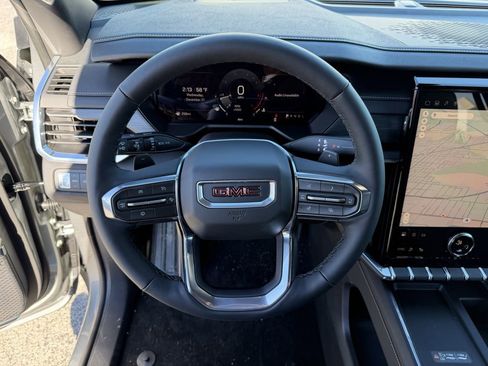 New 2026 GMC Acadia Elevation w/ Black Edition FWD image 29