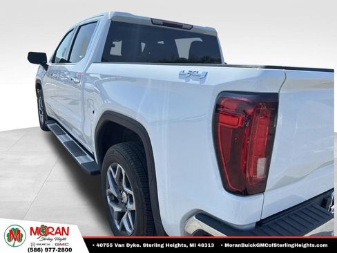Used 2023 GMC Sierra 1500 SLT w/ SLT Convenience Package AWD/4WD image 9