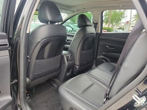 Used 2022 Hyundai Tucson Limited w/ Cargo Package image 7
