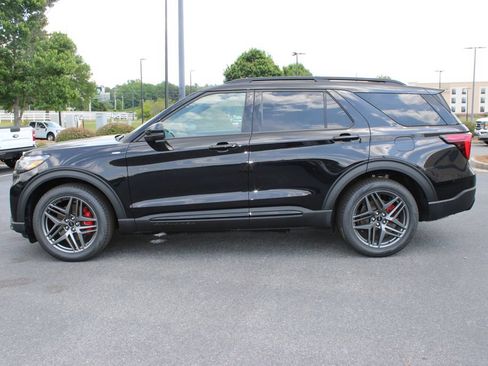 New 2026 Ford Explorer ST-Line w/ ST-Line Street Pack RWD image 49