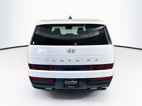 Used 2024 Hyundai Santa Fe SE FWD image 7