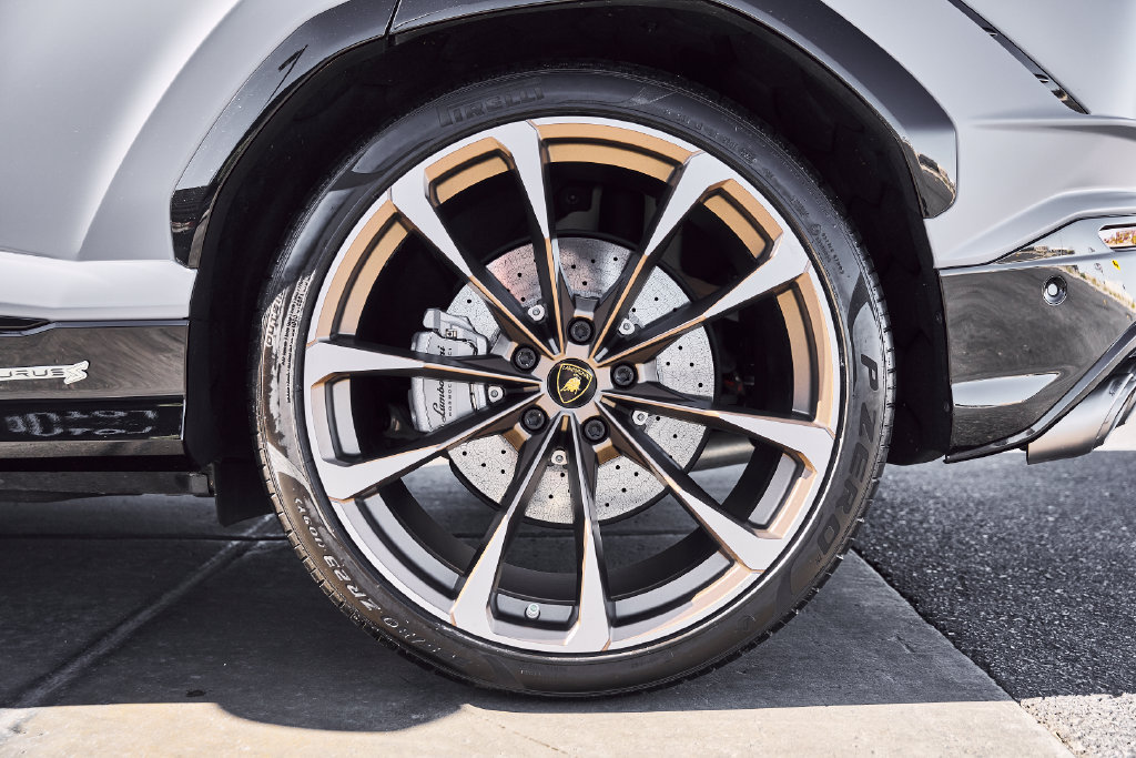 Used 2024 Lamborghini Urus S AWD/4WD image 22