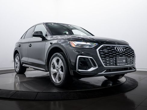 Certified 2025 Audi Q5 2.0T Premium image 1