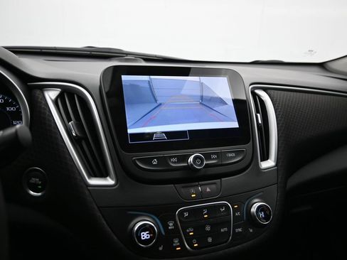 Certified 2025 Chevrolet Malibu LT image 18