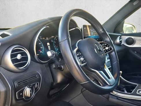 Certified 2022 Mercedes-Benz GLC 300 image 9