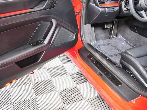 Used 2025 Porsche 911 Carrera GTS RWD image 12