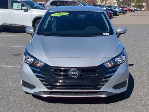 Used 2023 Nissan Versa SV image 11