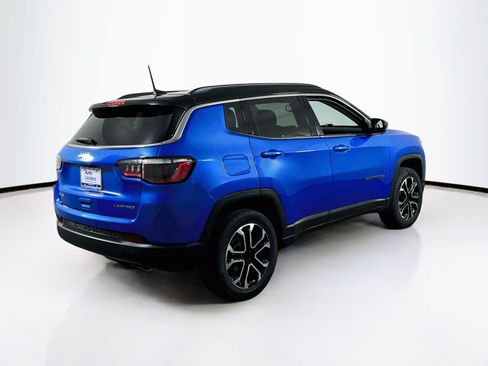 Used 2022 Jeep Compass Limited AWD/4WD image 5