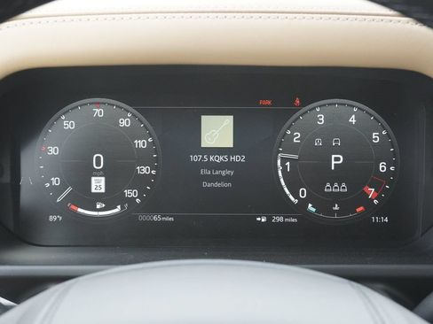 New 2026 Land Rover Defender 110 V8 AWD/4WD image 11
