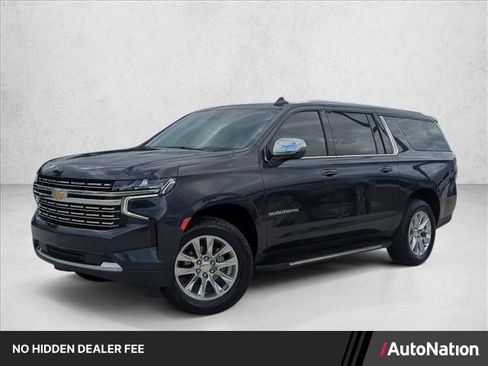 Used 2023 Chevrolet Suburban Premier RWD image 1