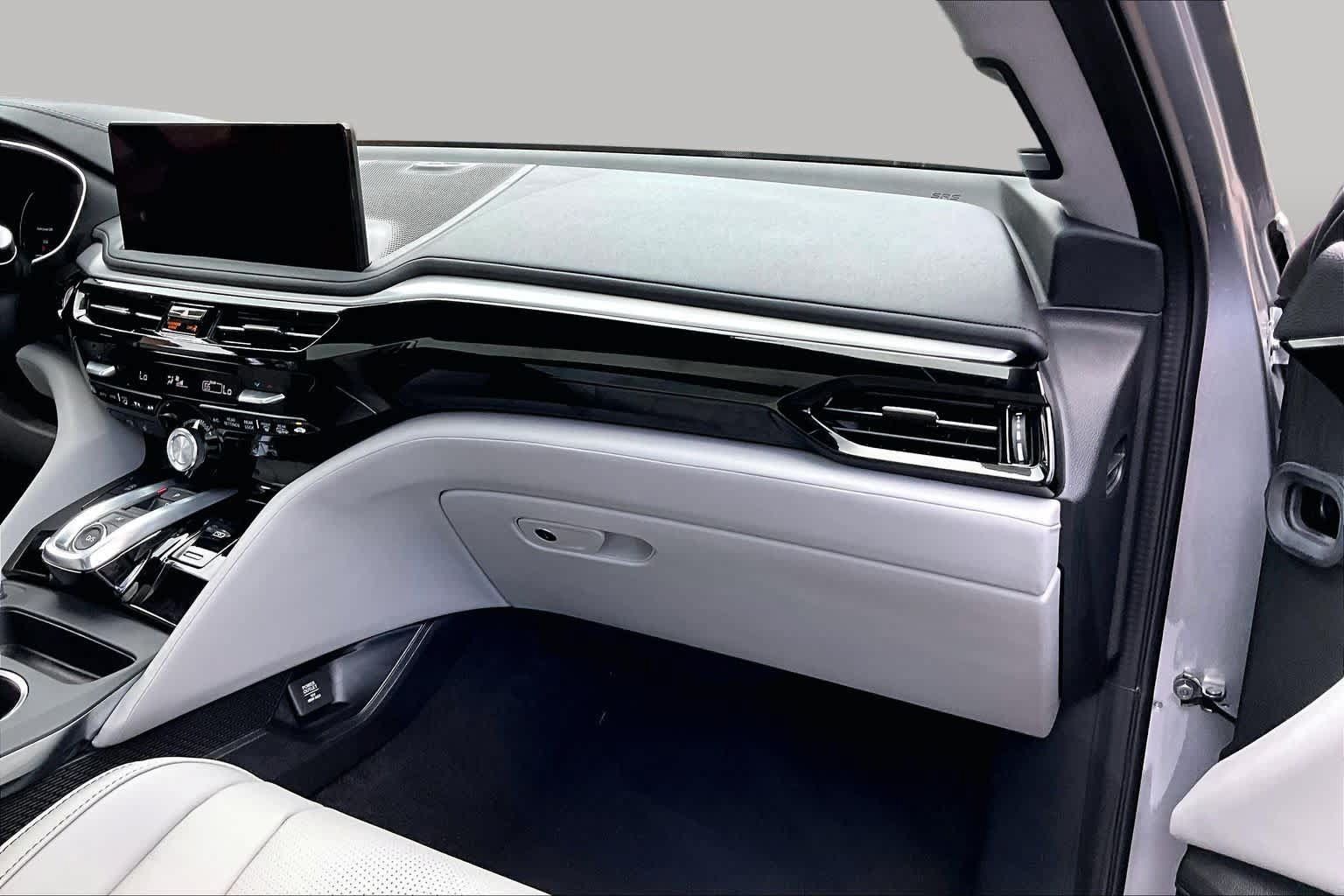 Used 2026 Acura MDX w/ Technology Package FWD image 19