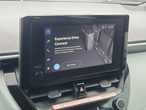 Certified 2025 Toyota Corolla SE image 25