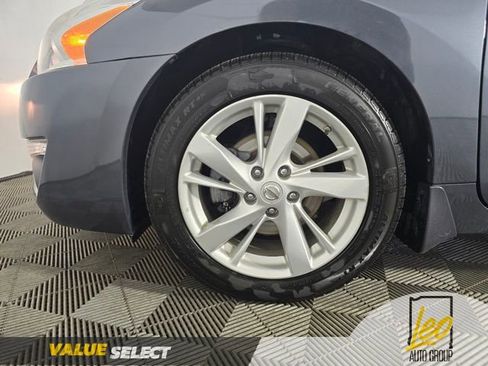 Used 2013 Nissan Altima 2.5 SV w/ 2.5SV Convenience Pkg FWD image 20