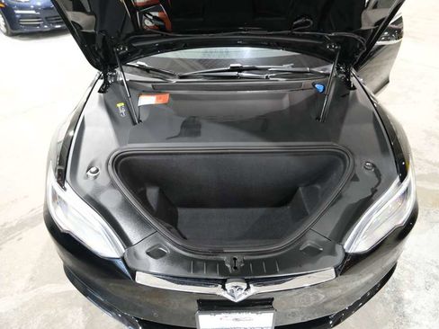 Used 2018 Tesla Model S 100D image 33