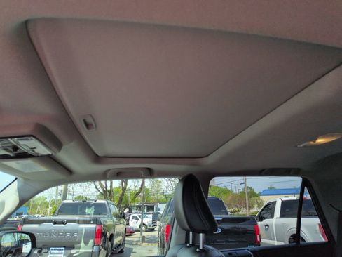 Used 2020 Toyota 4Runner Limited image 21