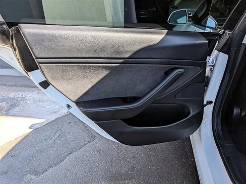 Used 2020 Tesla Model 3 Long Range AWD/4WD image 24