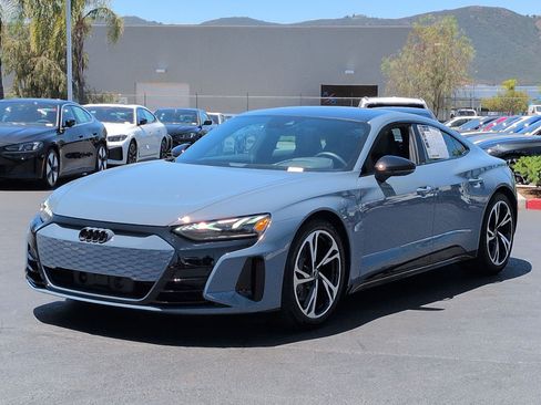 Used 2024 Audi e-tron GT Premium Plus w/ Performance Package AWD/4WD image 5