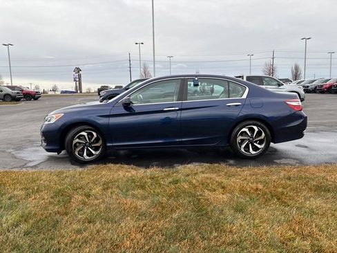 Used 2016 Honda Accord EX image 6