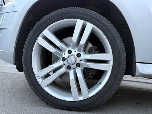 Used 2012 Mercedes-Benz GLK 350 4MATIC image 35