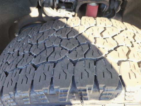 Used 2025 Chevrolet Silverado 2500 High Country w/ High Country Premium Package image 11