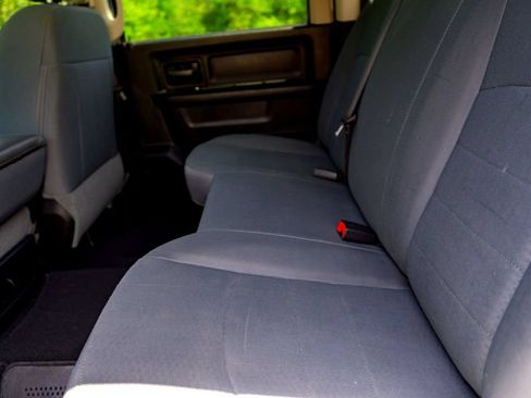 Used 2017 RAM 2500 Tradesman w/ Chrome Appearance Group AWD/4WD image 23