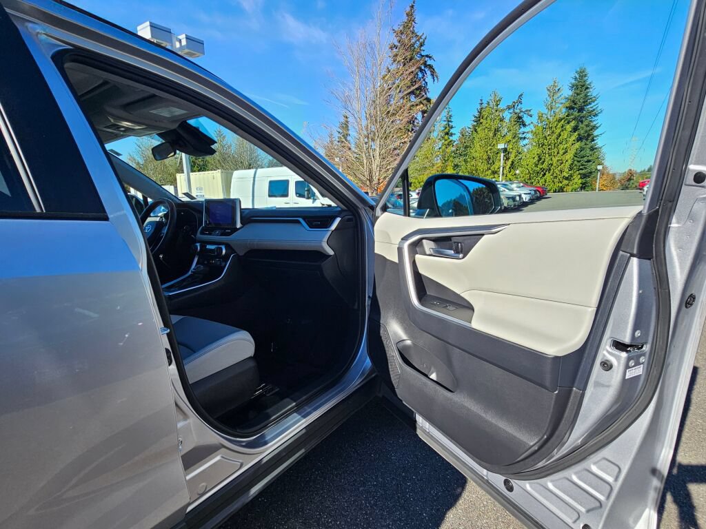 Used 2024 Toyota RAV4 XLE Premium w/ Weather Package AWD/4WD image 12