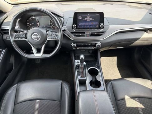 Used 2024 Nissan Altima 2.5 SR FWD image 4