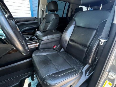 Used 2019 Chevrolet Suburban LT AWD/4WD image 23