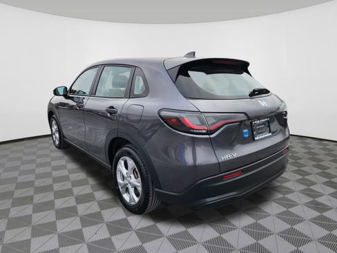 Certified 2023 Honda HR-V LX image 3