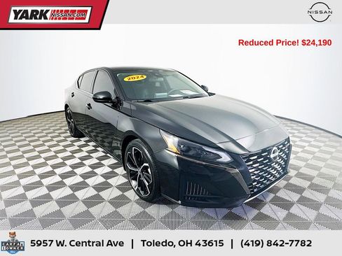 Certified 2024 Nissan Altima 2.5 SR FWD image 1