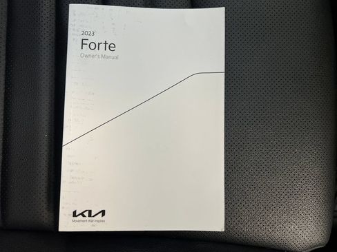 Used 2023 Kia Forte GT FWD image 31