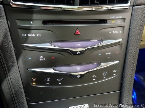 Used 2014 Lincoln MKT AWD w/ Equipment Group 201A image 18