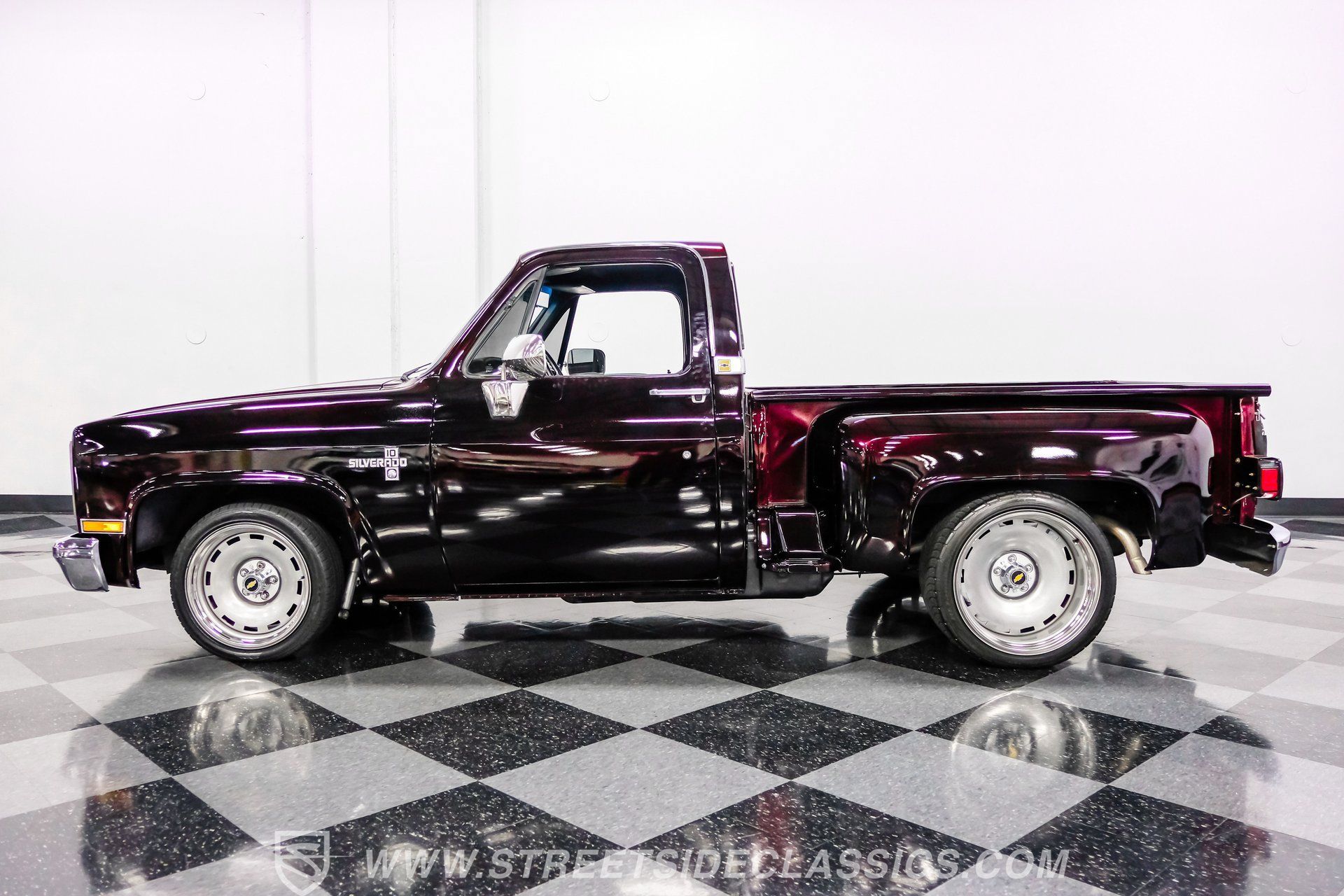 Used 1987 Chevrolet Silverado 1500 1500 RWD image 2