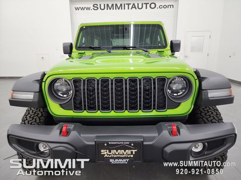 New 2026 Jeep Wrangler Unlimited Rubicon image 23