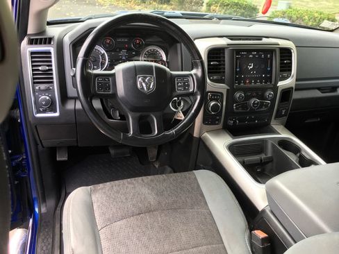 Used 2019 RAM 1500 Classic SLT w/ SLT Plus D←cor Group AWD/4WD image 24
