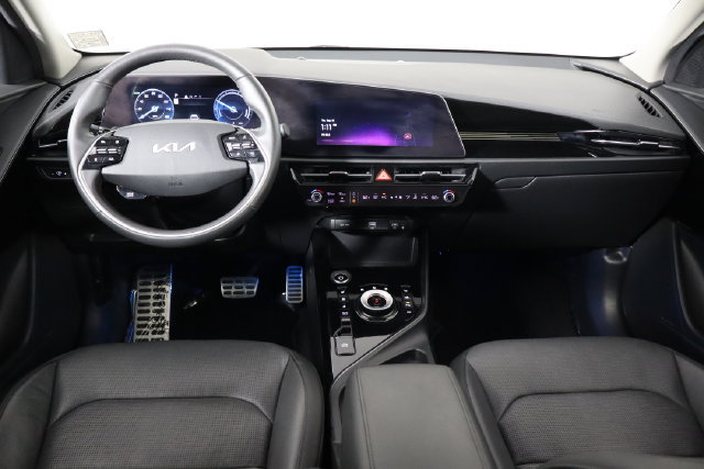 Certified 2023 Kia Niro Wave FWD image 13