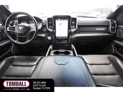 Used 2023 RAM 1500 Laramie AWD/4WD image 10