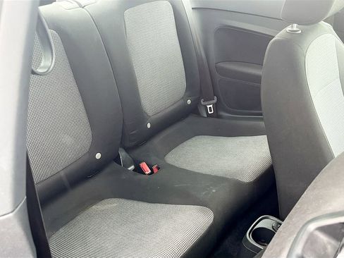 Used 2019 Volkswagen Beetle 2.0T S image 26