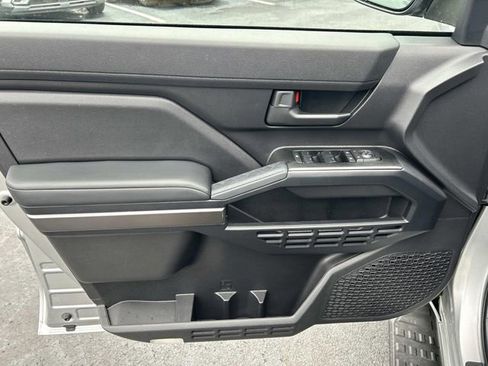 Used 2025 Toyota 4Runner SR5 image 22