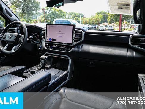 Used 2024 Toyota Sequoia Platinum AWD/4WD image 33